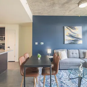 https://apt-striking-2bd-cdt-gym-pool-parking-sleep8.scottsdalehotels.org